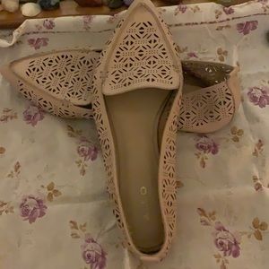 Aldo size 11 cutout flats